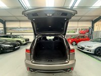 USED 2017 67 JAGUAR E-PACE 2.0 P300 HSE Auto AWD Euro 6 (s/s) 5dr Top spec Inc PAN ROOF 300 BHP