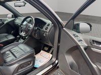 USED 2016 16 VOLKSWAGEN TIGUAN 2.0 TDI BlueMotion Tech R-Line Edition SUV 5dr Diesel DSG 4WD Euro 6 (s/s) (184 ps) Detachable Tow Bar - 4WD - Automatic