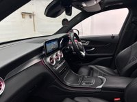 USED 2020 69 MERCEDES-BENZ GLC 2.0 GLC300d AMG Line (Premium Plus) G-Tronic+ 4MATIC Euro 6 (s/s) 5dr PAN ROOF+DASH+CARPLAY*TOP SPEC