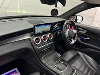 USED 2020 69 MERCEDES-BENZ GLC 2.0 GLC300d AMG Line (Premium Plus) G-Tronic+ 4MATIC Euro 6 (s/s) 5dr PAN ROOF+DASH+CARPLAY*TOP SPEC