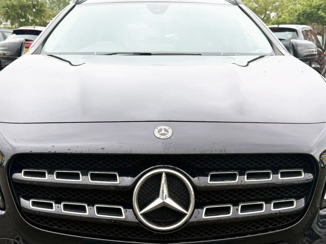 View our MERCEDES-BENZ GLA