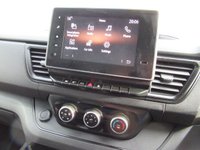 USED 2023 23 RENAULT TRAFIC 2.0 dCi Blue LL30 Advance Panel Van 5dr Diesel Manual L2 H1 Euro 6 (s/s) (130 ps) 