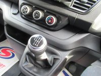 USED 2023 23 RENAULT TRAFIC 2.0 dCi Blue LL30 Advance Panel Van 5dr Diesel Manual L2 H1 Euro 6 (s/s) (130 ps) 