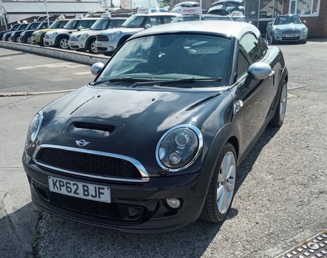 View our MINI COUPE