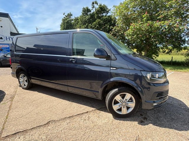 VOLKSWAGEN TRANSPORTER at Hyetts Garage