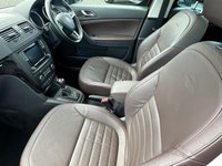 USED 2015 15 SKODA YETI 2.0 TDI Laurin & Klement Outdoor 5dr Diesel DSG 4WD Euro 5 (170 ps) PAN ROOF + LEATHER + CLIMATE CONTROL
