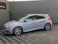 USED 2017 67 FORD FOCUS 2.0T EcoBoost ST-3 Hatchback 5dr Petrol Manual Euro 6 (s/s) (250 ps) STEATH GREY, 2 OWNERS, IMMACULATE