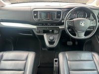 USED 2021 21 VAUXHALL VIVARO LIFE 2.0 Turbo D Elite M MPV 5dr Diesel Auto SWB Euro 6 (s/s) (8 Seat) (180 ps) LOW MILES + 8 SEATS + LEATHER + CLIMATE CONTROL