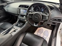USED 2017 67 JAGUAR XE 2.0d R-Sport Saloon 4dr Diesel Auto Euro 6 (s/s) (163 ps) 