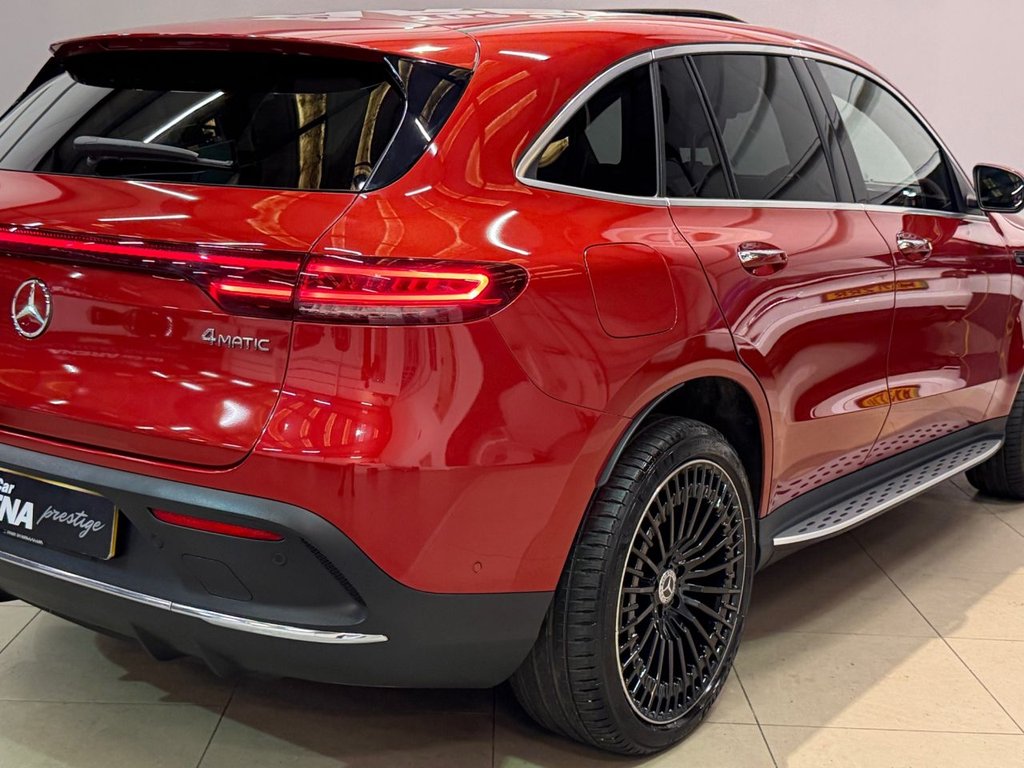 USED 2022 22 MERCEDES-BENZ EQC EQC 400 80kWh AMG Line (Premium Plus) SUV 5dr Electric Auto 4MATIC (408 ps) 