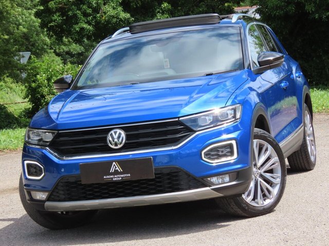 View our VOLKSWAGEN T-ROC