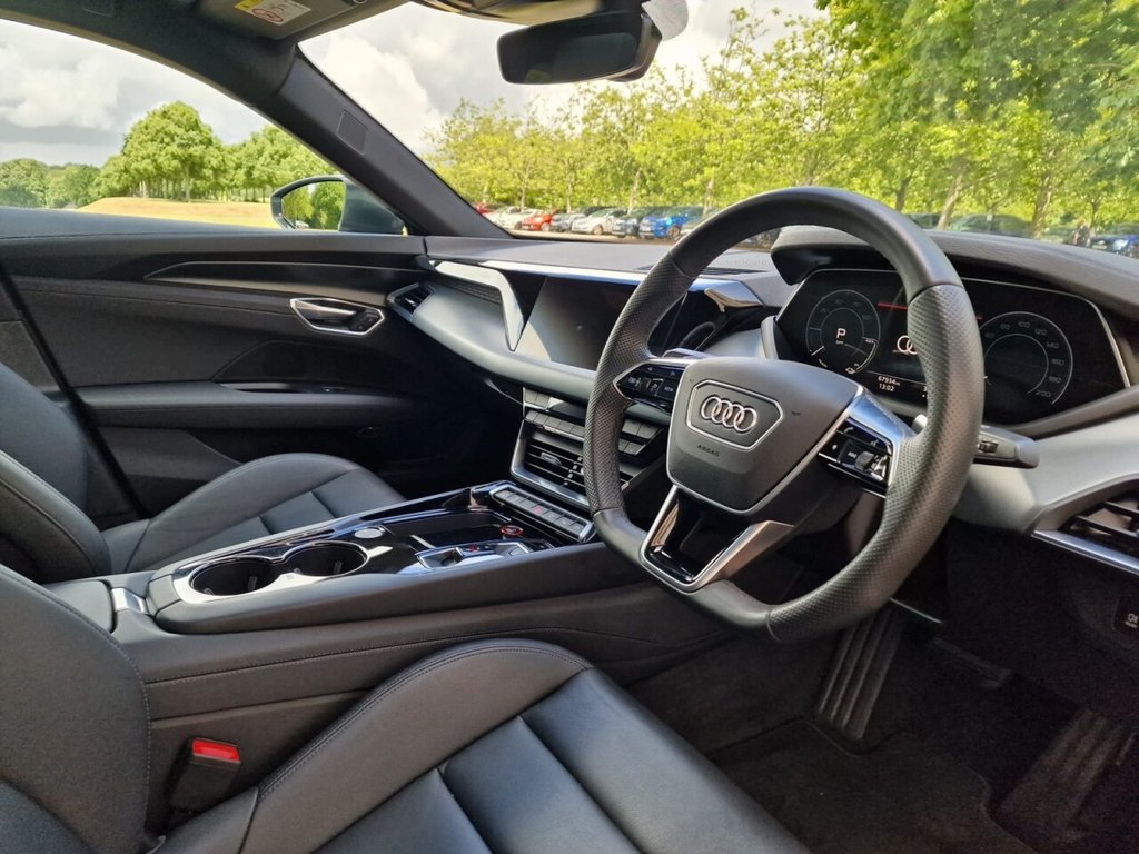USED 2023 72 AUDI E-TRON GT 93.4kWh Saloon 4dr Electric Auto quattro (476 ps) FINANCE AVAILABLE