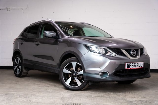 View our NISSAN QASHQAI