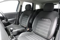 USED 2019 69 DACIA DUSTER 1.3 TCe Prestige SUV 5dr Petrol Manual Euro 6 (s/s) (130 ps) FULL HISTORY+SAT NAV+CAR PLAY