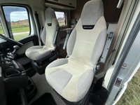 USED 2017 17 SWIFT ESCAPE 694 Distinction 