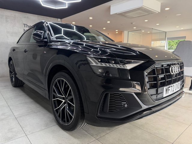 View our AUDI Q8