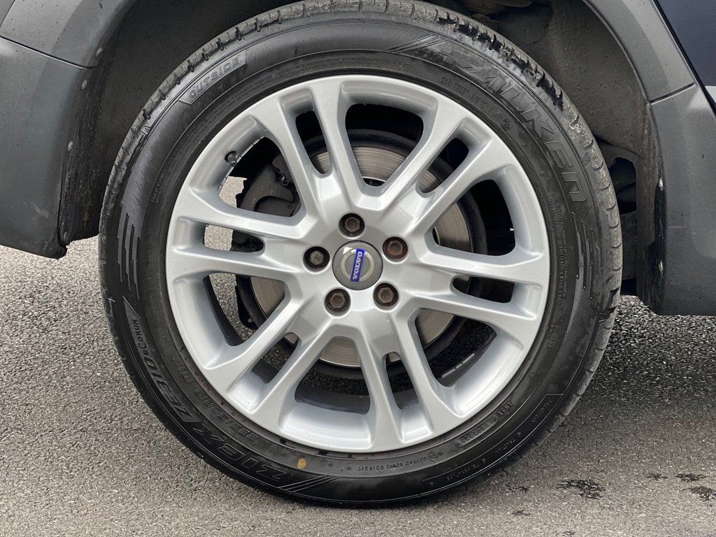 USED 2016 16 VOLVO XC70 2.4 D4 SE Lux Estate 5dr Diesel Auto AWD Euro 6 (s/s) (181 ps) *AWARD WINNING DEALERSHIP*
