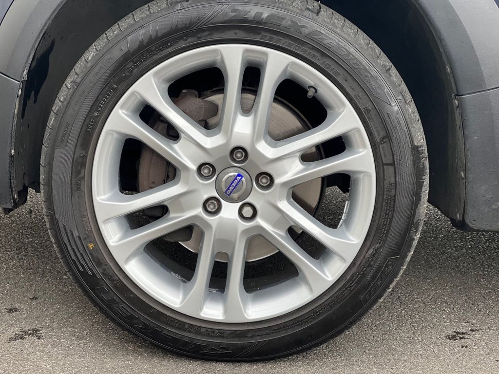 USED 2016 16 VOLVO XC70 2.4 D4 SE Lux Estate 5dr Diesel Auto AWD Euro 6 (s/s) (181 ps) *AWARD WINNING DEALERSHIP*