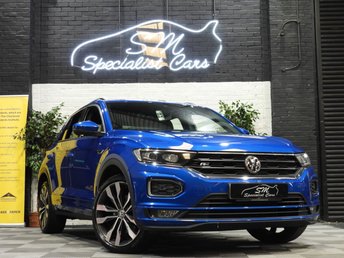 View our VOLKSWAGEN T-ROC