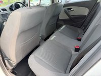 USED 2015 15 VOLKSWAGEN POLO 1.0 BlueMotion Tech SE Design Hatchback 5dr Petrol Manual Euro 6 (s/s) (60 ps) Rear PDC, Bluetooth, 7 Vw service entries, Cambelt change 2021