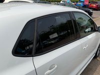 USED 2015 15 VOLKSWAGEN POLO 1.0 BlueMotion Tech SE Design Hatchback 5dr Petrol Manual Euro 6 (s/s) (60 ps) Rear PDC, Bluetooth, 7 Vw service entries, Cambelt change 2021