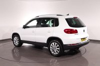 USED 2014 14 VOLKSWAGEN TIGUAN 2.0 TDI BlueMotion Tech Match SUV 5dr Diesel Manual 4WD Euro 5 (s/s) (140 ps) FULL SERVICE HISTORY - 2 KEYS