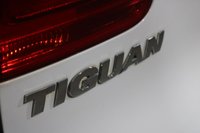 USED 2014 14 VOLKSWAGEN TIGUAN 2.0 TDI BlueMotion Tech Match SUV 5dr Diesel Manual 4WD Euro 5 (s/s) (140 ps) FULL SERVICE HISTORY - 2 KEYS