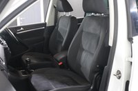 USED 2014 14 VOLKSWAGEN TIGUAN 2.0 TDI BlueMotion Tech Match SUV 5dr Diesel Manual 4WD Euro 5 (s/s) (140 ps) FULL SERVICE HISTORY - 2 KEYS