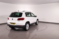 USED 2014 14 VOLKSWAGEN TIGUAN 2.0 TDI BlueMotion Tech Match SUV 5dr Diesel Manual 4WD Euro 5 (s/s) (140 ps) FULL SERVICE HISTORY - 2 KEYS