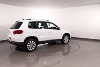 USED 2014 14 VOLKSWAGEN TIGUAN 2.0 TDI BlueMotion Tech Match SUV 5dr Diesel Manual 4WD Euro 5 (s/s) (140 ps) FULL SERVICE HISTORY - 2 KEYS