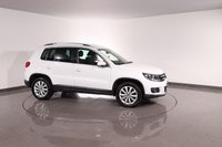 USED 2014 14 VOLKSWAGEN TIGUAN 2.0 TDI BlueMotion Tech Match SUV 5dr Diesel Manual 4WD Euro 5 (s/s) (140 ps) FULL SERVICE HISTORY - 2 KEYS