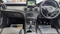 USED 2019 19 MERCEDES-BENZ GLA 1.6 GLA200 SE (Executive) SUV 5dr Petrol Manual Euro 6 (s/s) (156 ps) ** HEATED FRONT SEATS - SATALLITE NAVIGATION - BLUETOOTH - REVERSE CAMERA **