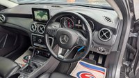 USED 2019 19 MERCEDES-BENZ GLA 1.6 GLA200 SE (Executive) SUV 5dr Petrol Manual Euro 6 (s/s) (156 ps) ** HEATED FRONT SEATS - SATALLITE NAVIGATION - BLUETOOTH - REVERSE CAMERA **