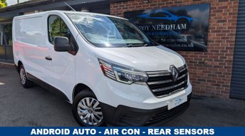 2022 RENAULT TRAFIC
