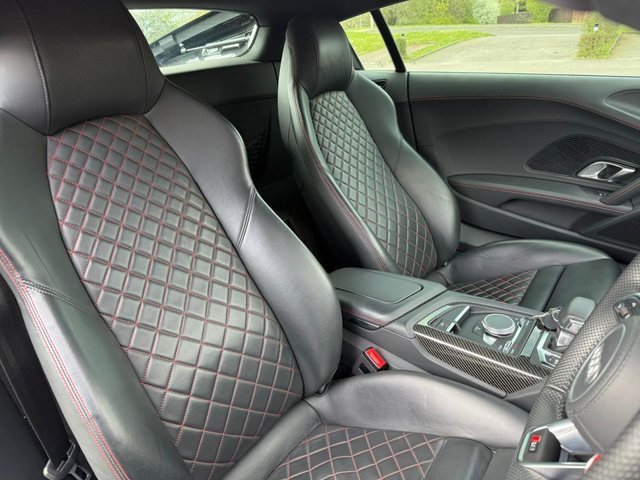 View our AUDI R8