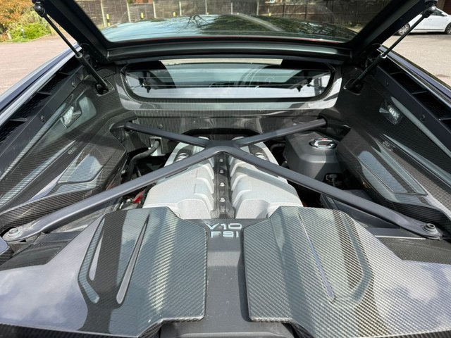 View our AUDI R8