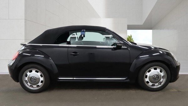 USED 2016 16 VOLKSWAGEN BEETLE 1.2 TSI BlueMotion Tech Design Cabriolet 2dr Petrol DSG Euro 6 (s/s) (105 ps) &pound;ZERO DEPOSIT FINANCE