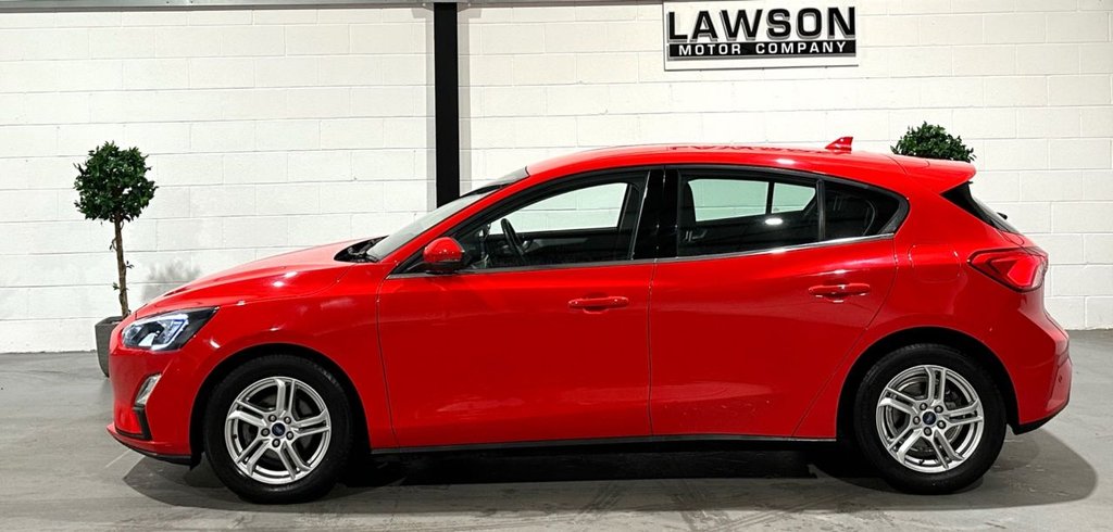 USED 2020 69 FORD FOCUS 1.0T EcoBoost Zetec Hatchback 5dr Petrol Auto Euro 6 (s/s) (125 ps) 