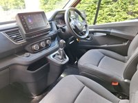 USED 2023 23 RENAULT TRUCKS TRAFIC RED EDITION LWB L2 2.0L DIESEL AUTOMATIC  148 BHP Stunning Automatic, L2 - LWB, High Spec, ULEZ, Euro 6