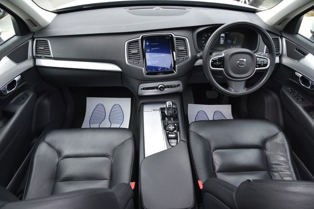 View our VOLVO XC90