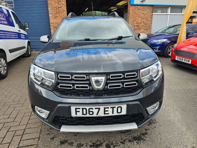 View our DACIA SANDERO STEPWAY