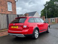 USED 2015 15 SKODA OCTAVIA 2.0 TDI Scout Estate 5dr Diesel Manual 4WD Euro 6 (s/s) (150 ps) ***ONE OWNER & HEATED FRONT SEATING*** ( ONE OWNER FROM BRAND NEW ! )