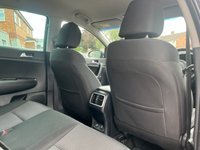 USED 2020 70 KIA SPORTAGE 1.6 CRDi MHEV 2 SUV 5dr Diesel Hybrid DCT Euro 6 (s/s) (134 bhp) (Apple CarPlay - Nav - Heated Seats