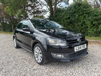 2014 VOLKSWAGEN POLO
