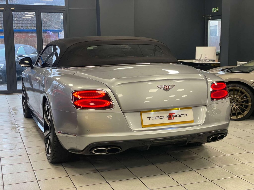USED 2015 15 BENTLEY CONTINENTAL 4.0 Continental GT V8 S Auto 4WD 2dr FSH + REV.CAM + SAT.NAV