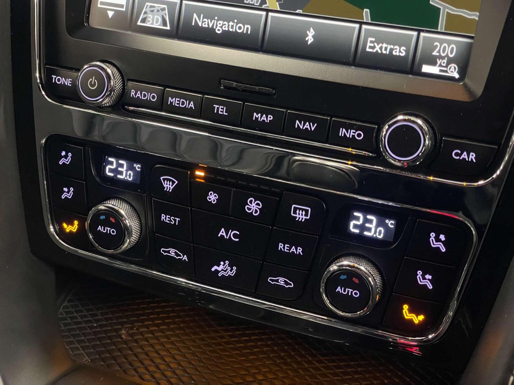 USED 2015 15 BENTLEY CONTINENTAL 4.0 Continental GT V8 S Auto 4WD 2dr FSH + REV.CAM + SAT.NAV