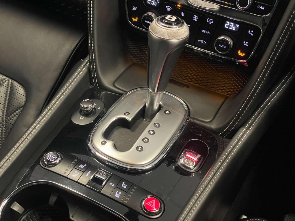 USED 2015 15 BENTLEY CONTINENTAL 4.0 Continental GT V8 S Auto 4WD 2dr FSH + REV.CAM + SAT.NAV