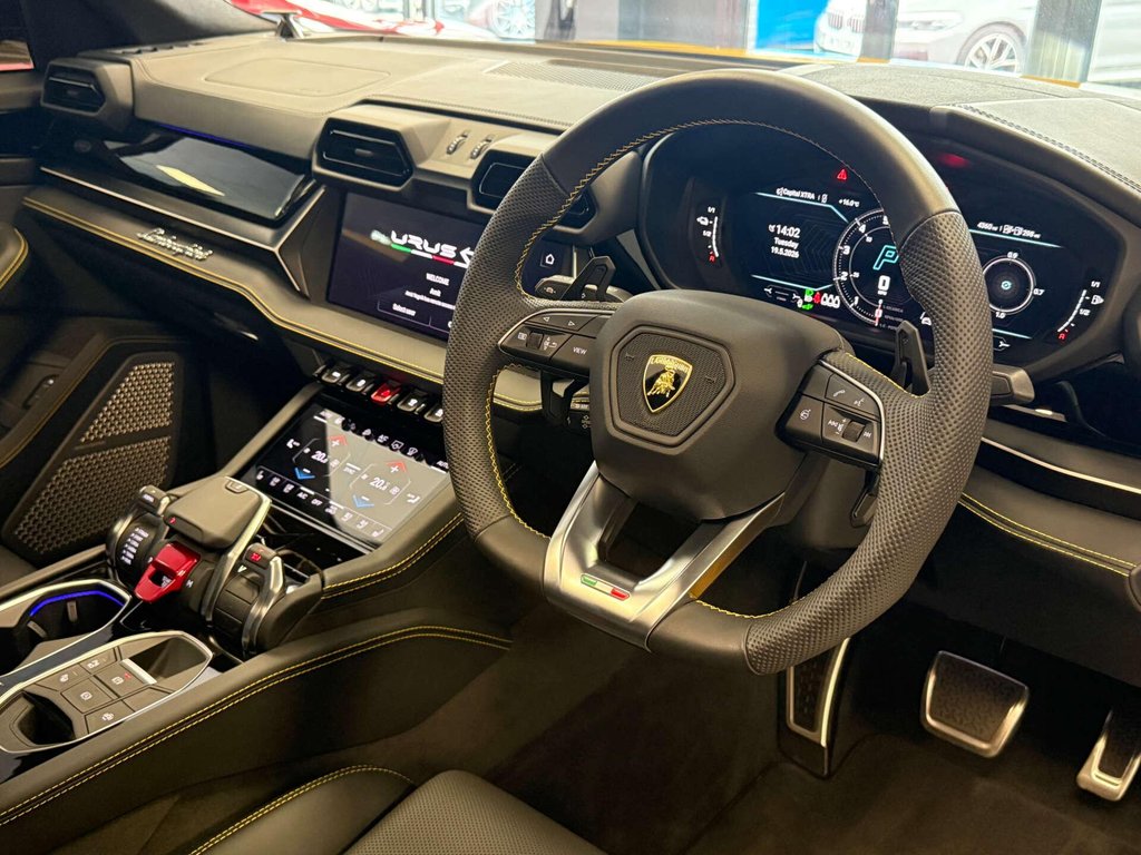 USED 2025 25 LAMBORGHINI URUS 4.0 Urus SE PHEV Auto 4WD 5dr LAMBO WARRANTY + SERVICE PACK