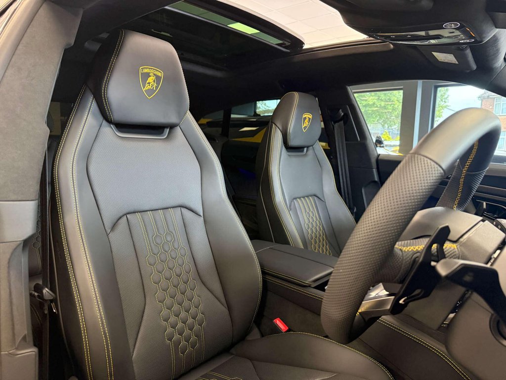 USED 2025 25 LAMBORGHINI URUS 4.0 Urus SE PHEV Auto 4WD 5dr LAMBO WARRANTY + SERVICE PACK