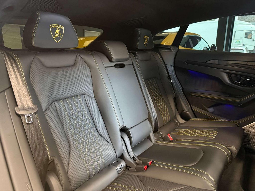 USED 2025 25 LAMBORGHINI URUS 4.0 Urus SE PHEV Auto 4WD 5dr LAMBO WARRANTY + SERVICE PACK